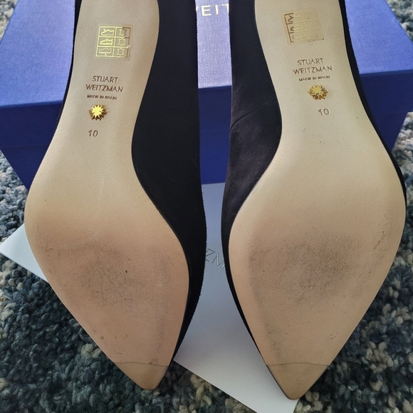 Brand New - Stuart Weitzman 95mm Black Suede Pumps (runs small, more like 8.5) - Picture 5 of 11